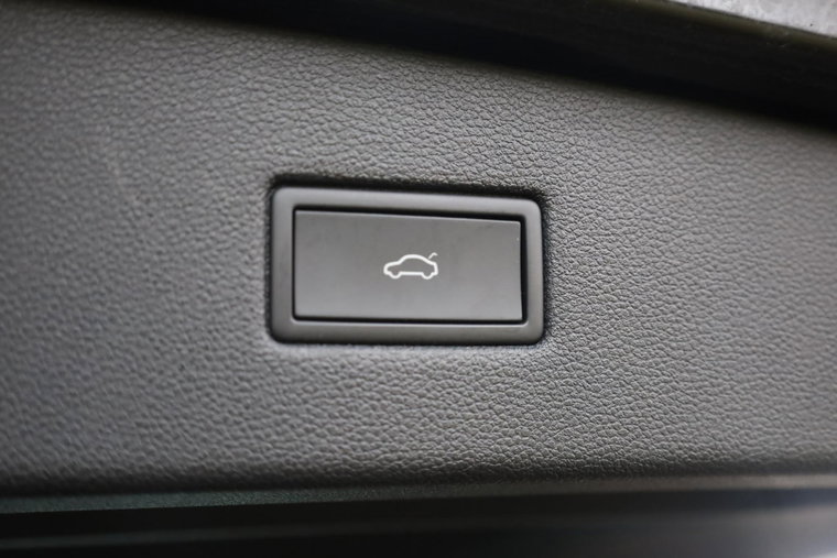 Vehicle Image 39