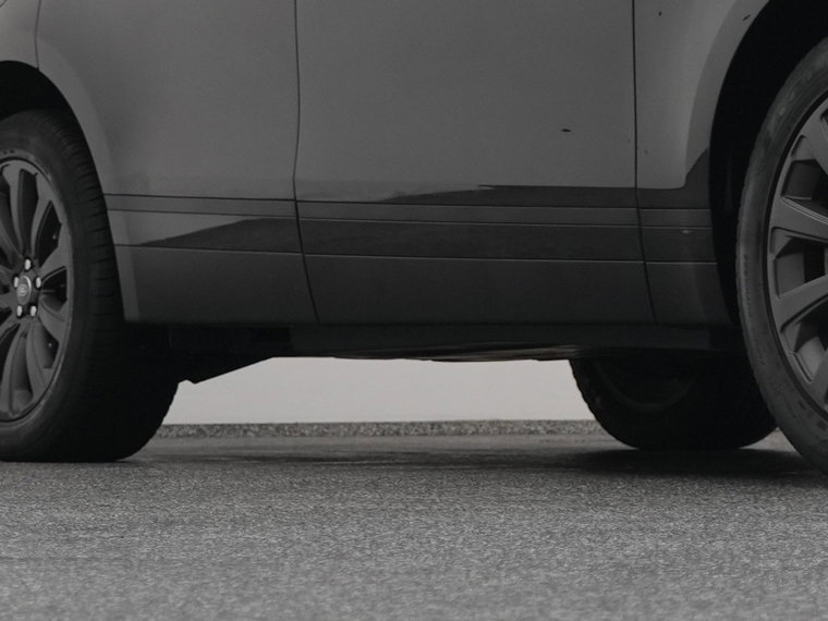 Vehicle Image 38