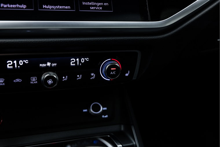 Vehicle Image 45