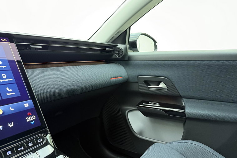 Vehicle Image 33