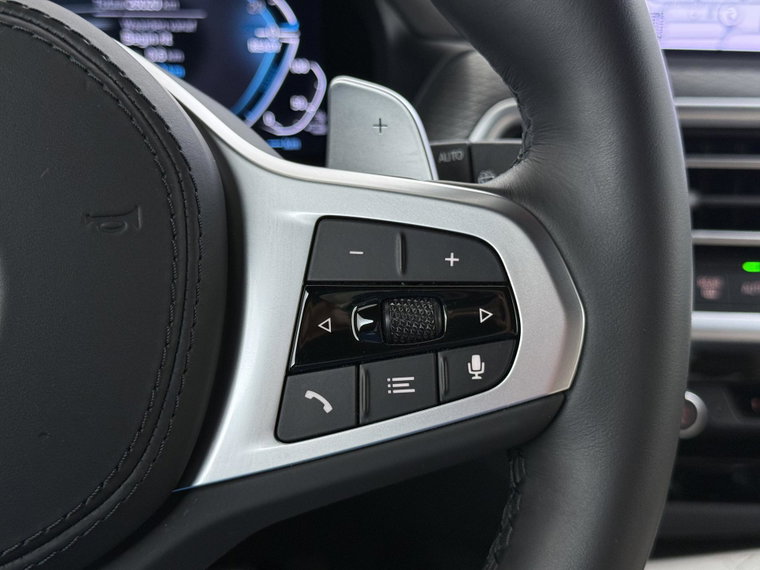 Vehicle Image 33