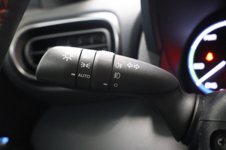 Vehicle Image 22