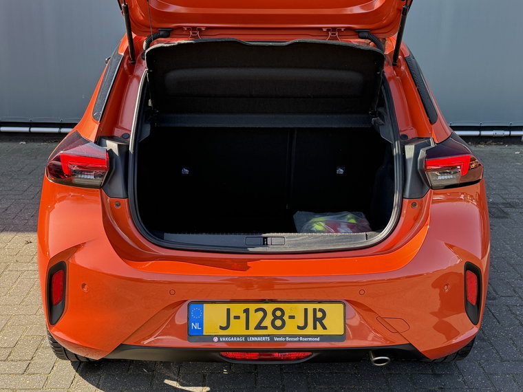 Vehicle Image 31