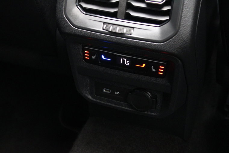 Vehicle Image 57