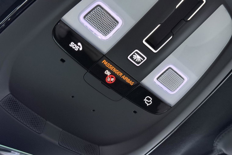 Vehicle Image 37