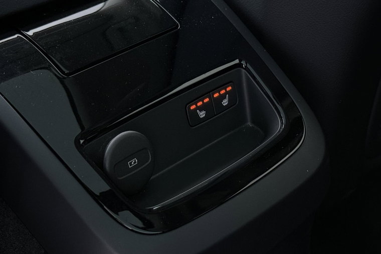 Vehicle Image 47