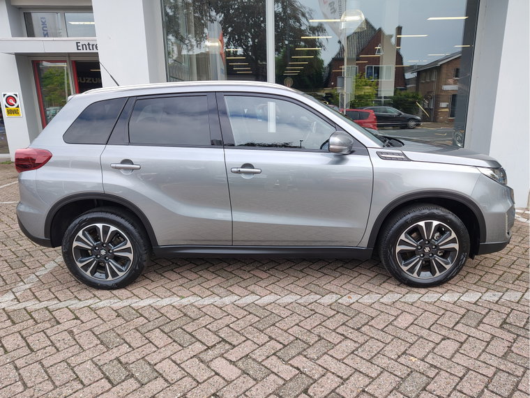 Vehicle Image 6