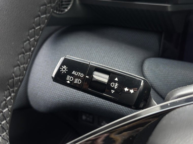 Vehicle Image 37