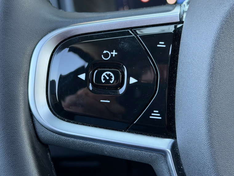 Vehicle Image 41