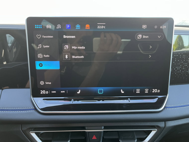 Vehicle Image 40