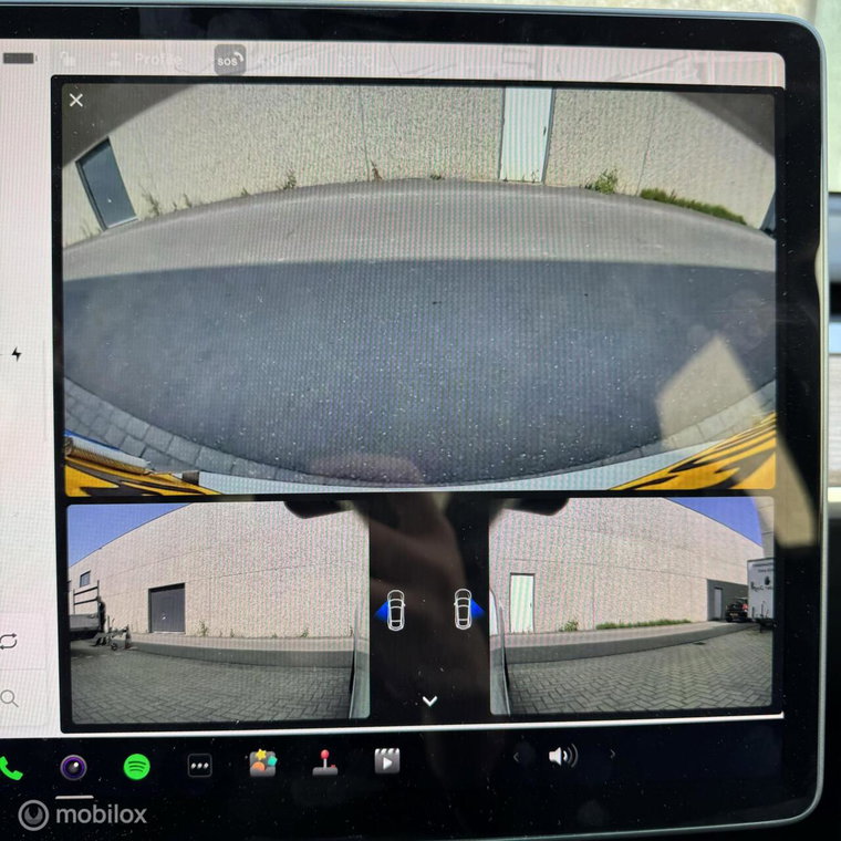 Vehicle Image 17