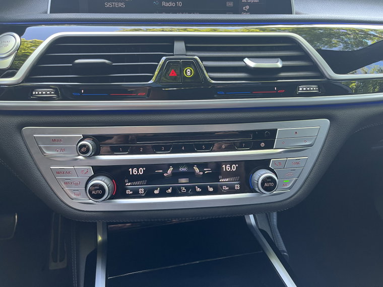 Vehicle Image 39