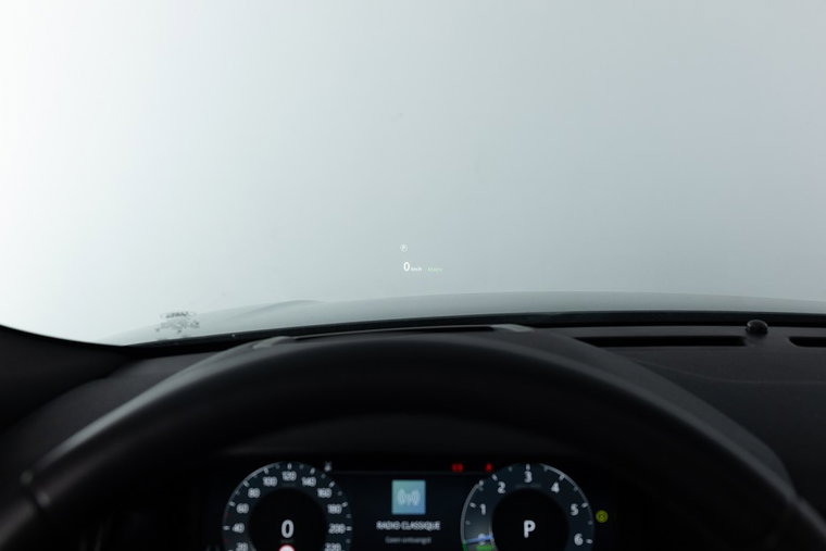 Vehicle Image 25