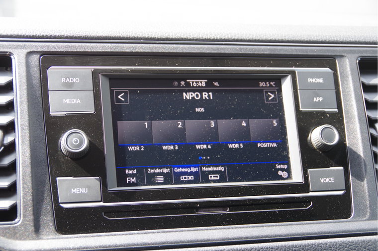 Vehicle Image 19