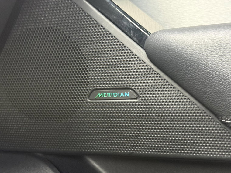 Vehicle Image 27