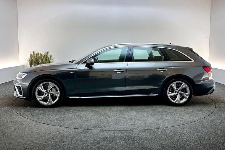 Vehicle Image 7