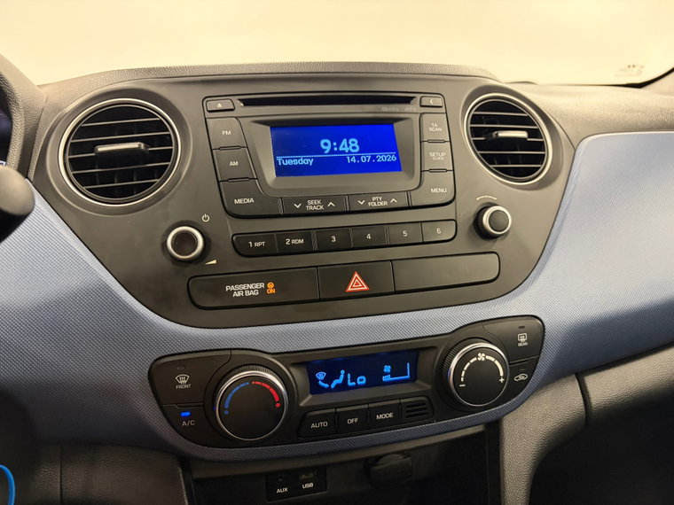 Vehicle Image 18