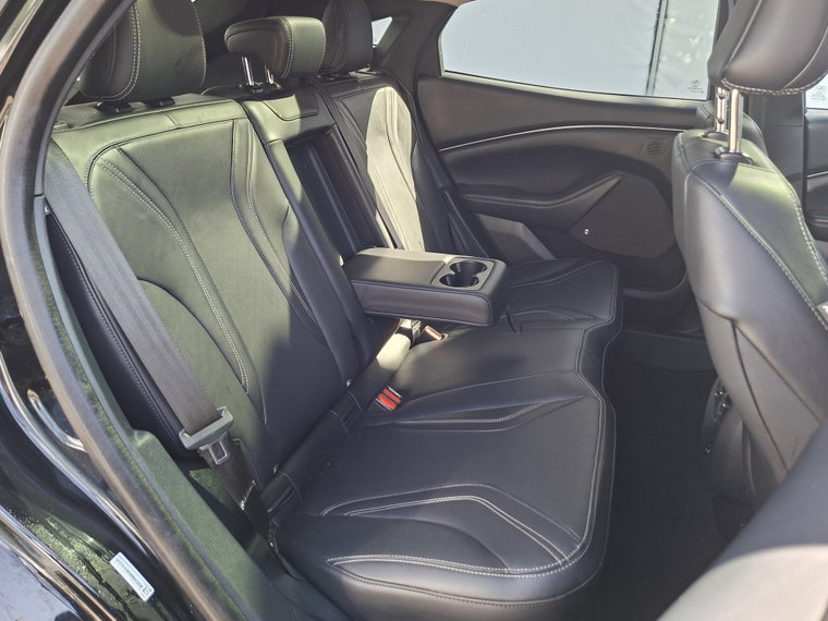 Vehicle Image 39
