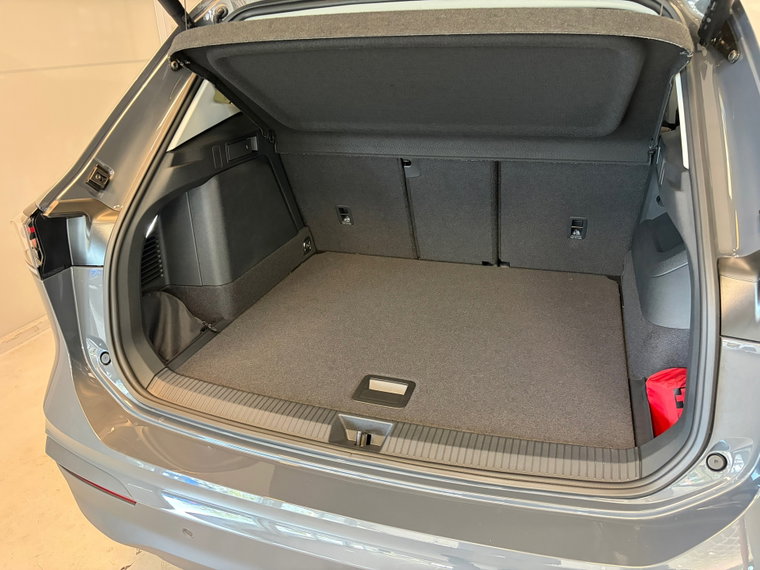 Vehicle Image 37