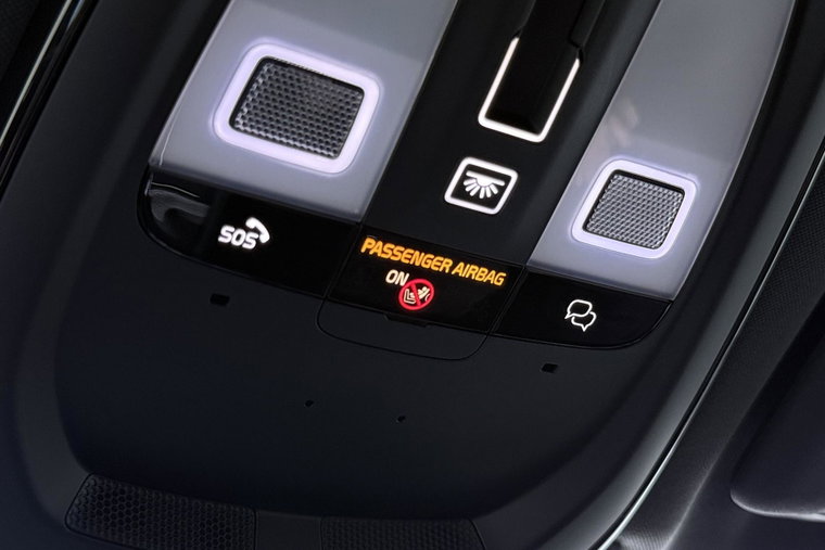 Vehicle Image 35