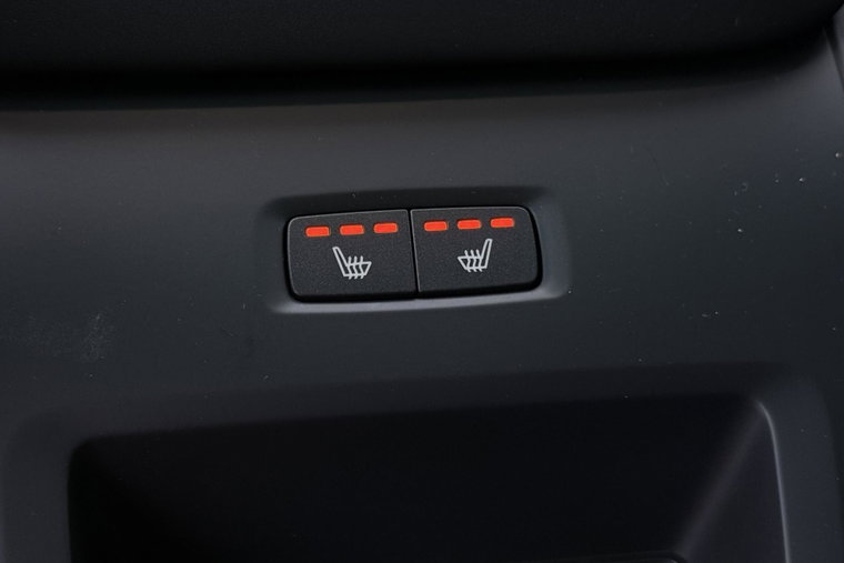 Vehicle Image 48