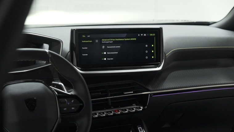 Vehicle Image 52