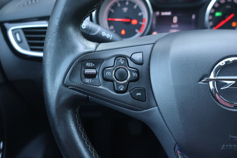 Vehicle Image 28