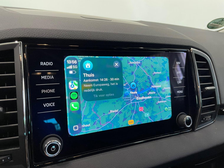 Vehicle Image 21