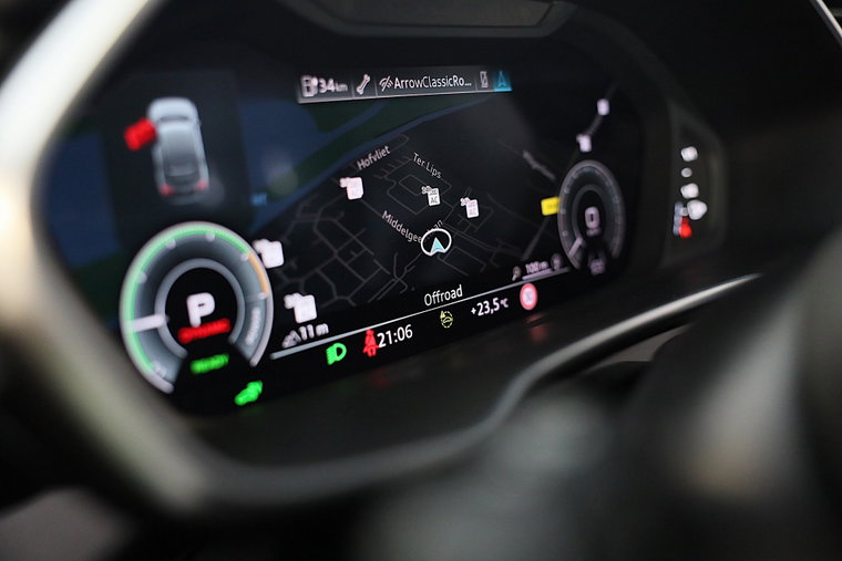 Vehicle Image 9