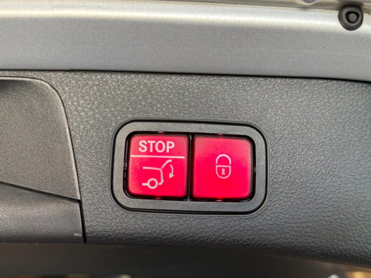 Vehicle Image 28