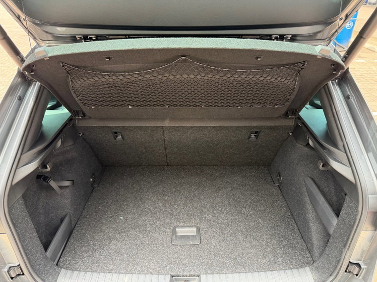 Vehicle Image 39