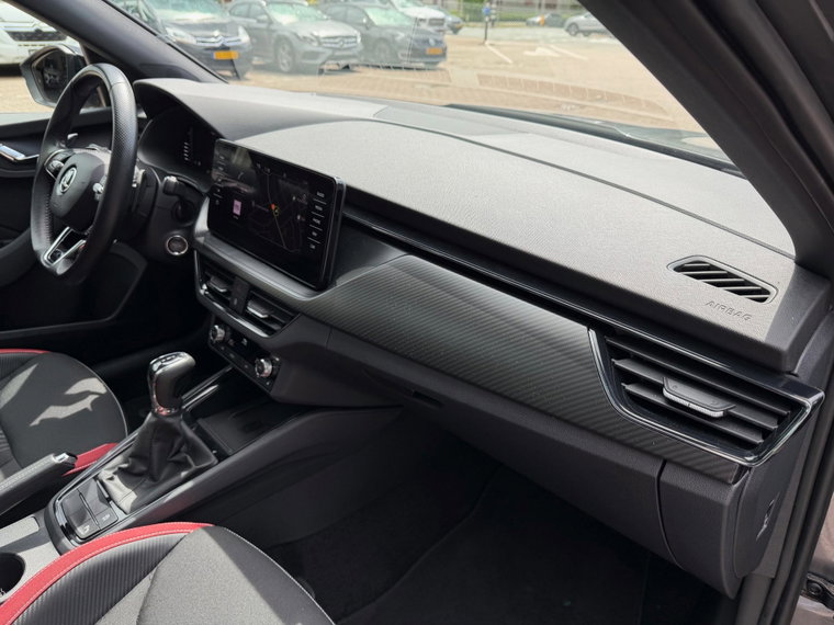 Vehicle Image 48