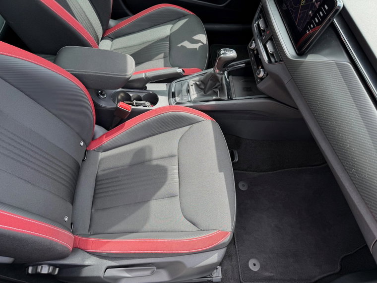 Vehicle Image 50