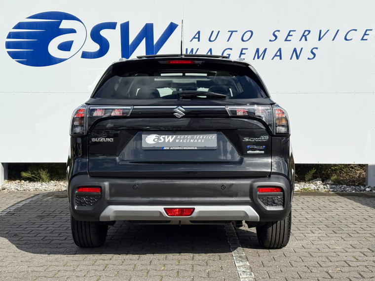 Vehicle Image 6