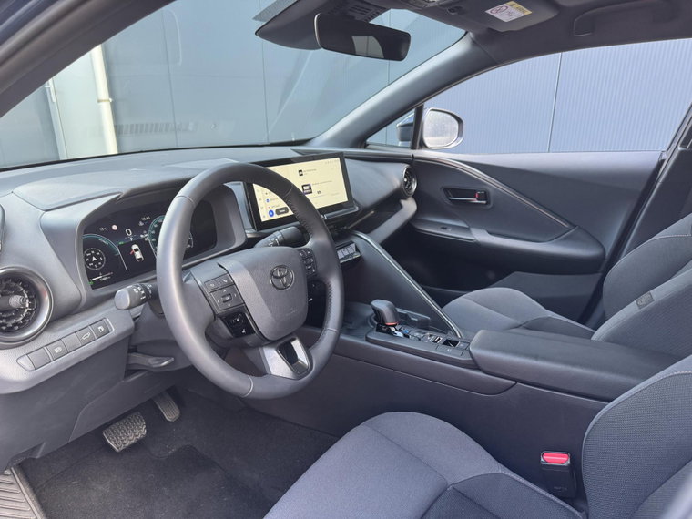 Vehicle Image 14