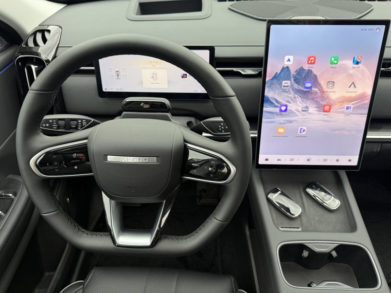 Vehicle Image 18