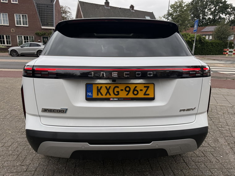 Vehicle Image 27