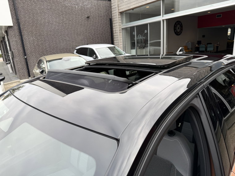 Vehicle Image 41