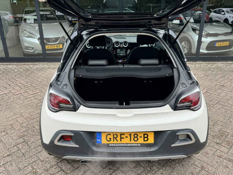 Vehicle Image 26
