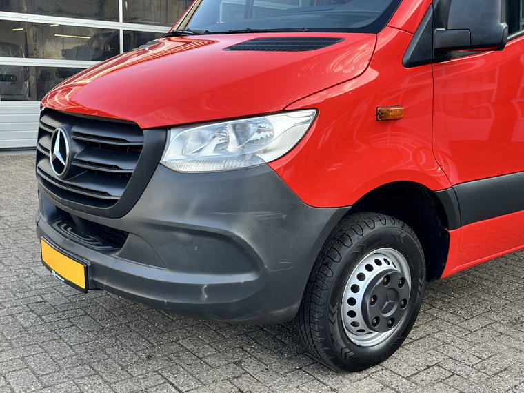 Vehicle Image 27