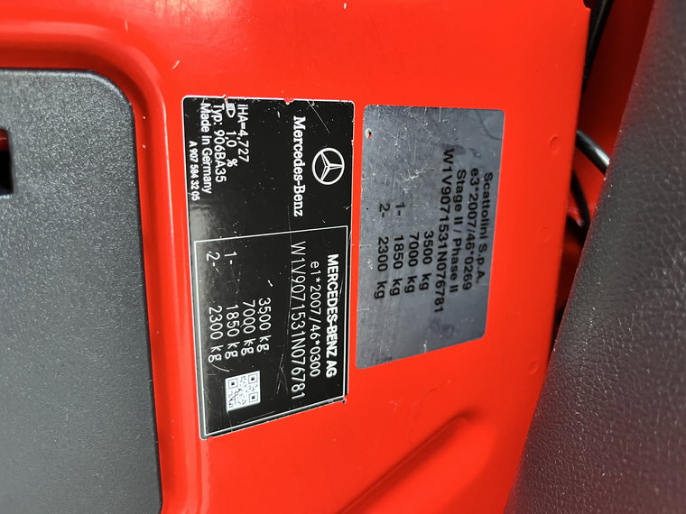 Vehicle Image 37