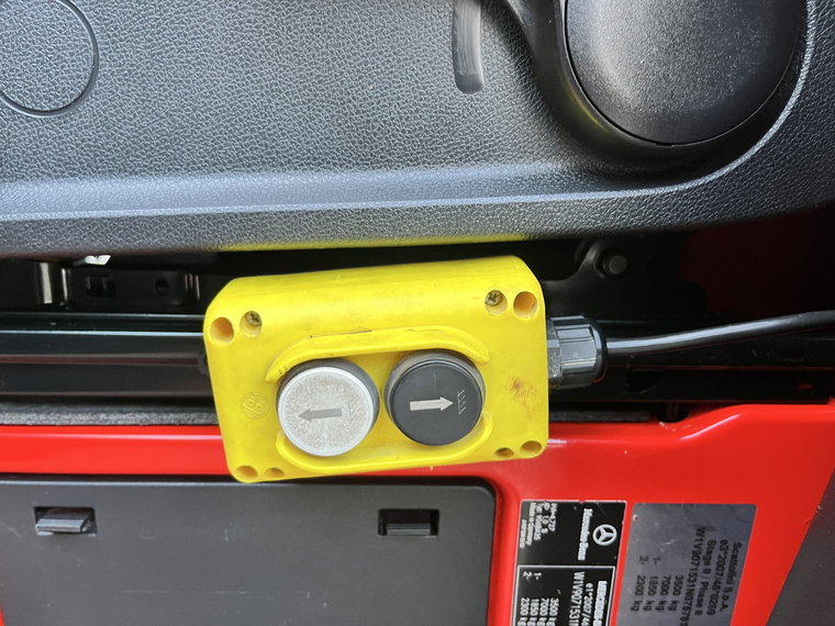 Vehicle Image 38