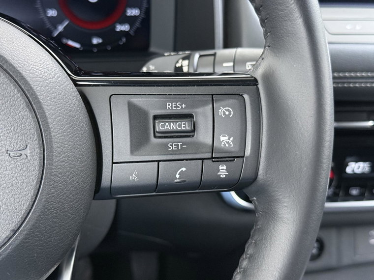 Vehicle Image 27