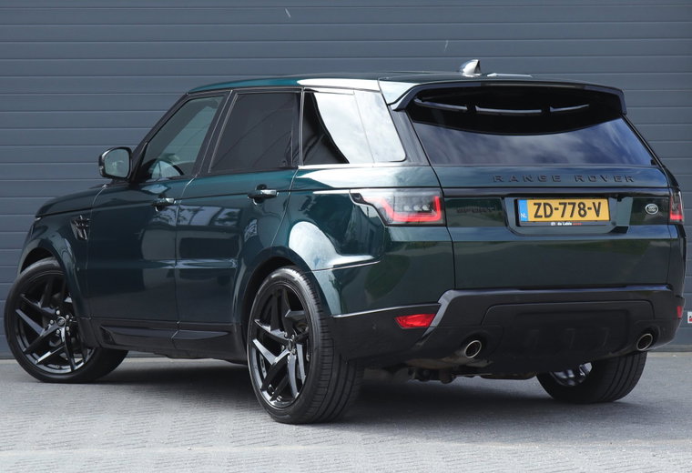 Vehicle Image 9