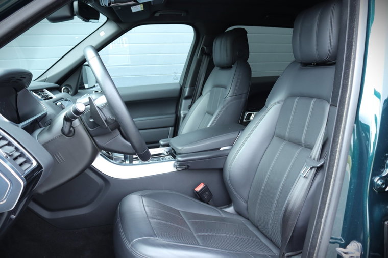 Vehicle Image 11