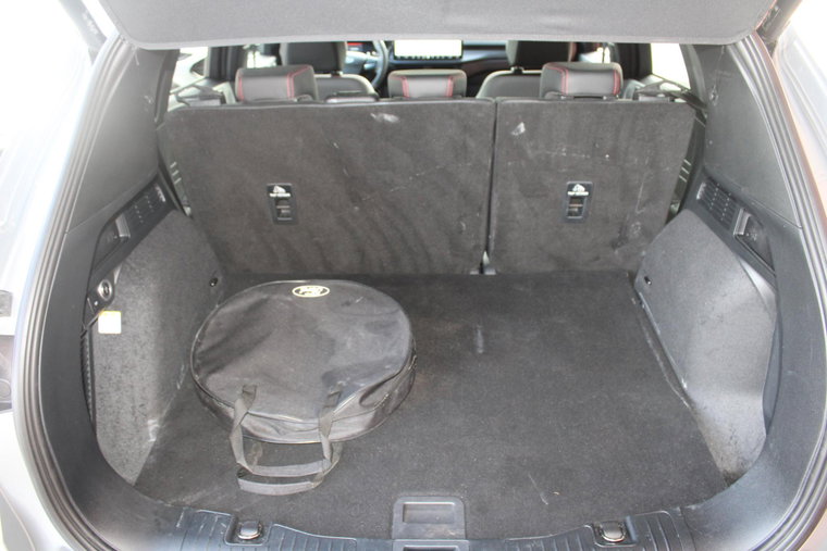 Vehicle Image 30