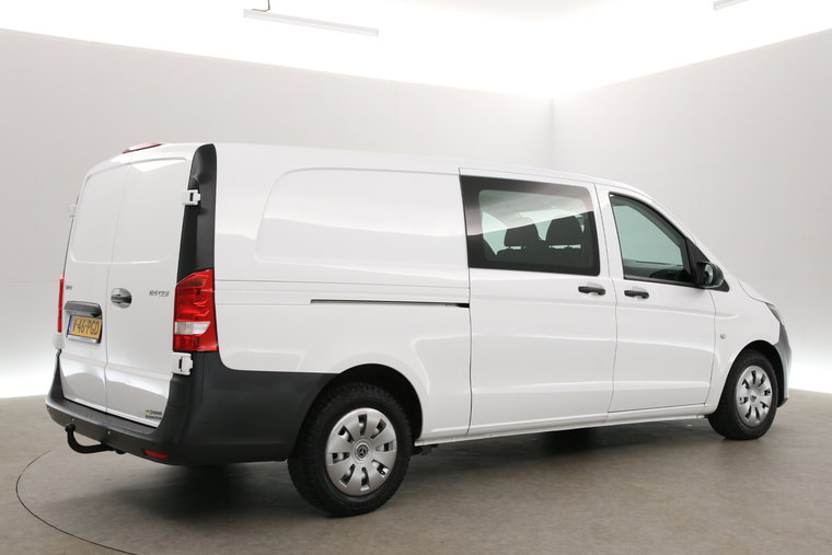 Vehicle Image 28