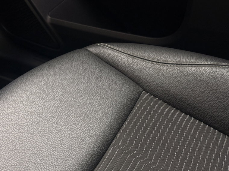 Vehicle Image 47