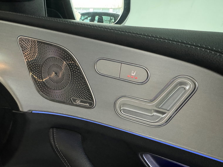 Vehicle Image 27