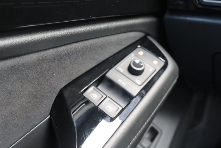 Vehicle Image 36